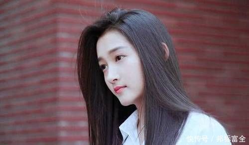 『五官非常』女生自以为好看的4种发型,其实都是“踩雷”款,直男大多都反感