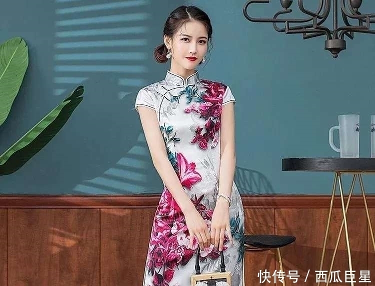 『 矜持』这样穿，让你美的含蓄又矜持！，淑女高端真丝旗袍