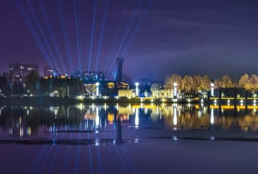  [高铁]河南“最富有”的小县城，被高铁机场双砸中，人称“小郑