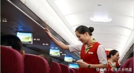 坐飞机时有4种“隐藏福利”，不自己主动提出，空姐根本不会搭理