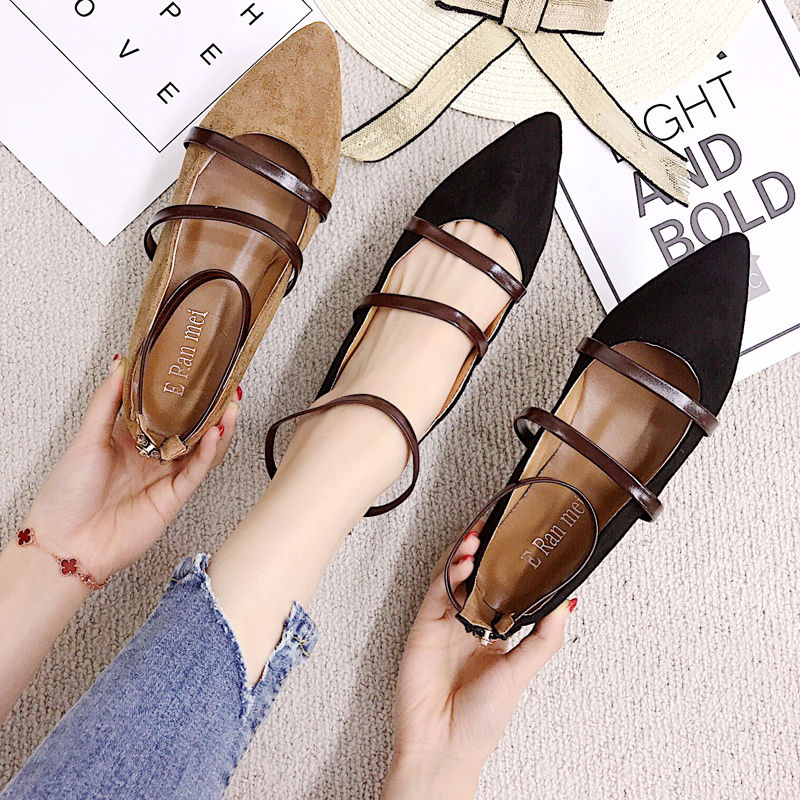 听说了吗，今年女神们都不穿高跟鞋，现在流行“瓢鞋”，时尚养脚