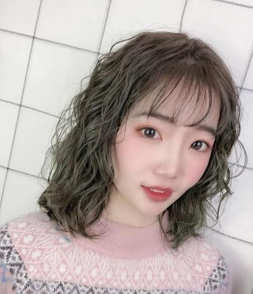  『减龄』脸大的妹子选什么发型？这些遮肉又减龄的款式，让你成为巴掌脸