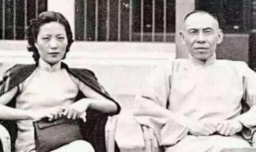 『去世』杜月笙去世前烧掉所有欠条,家人不解,他大怒:我在救你们的命