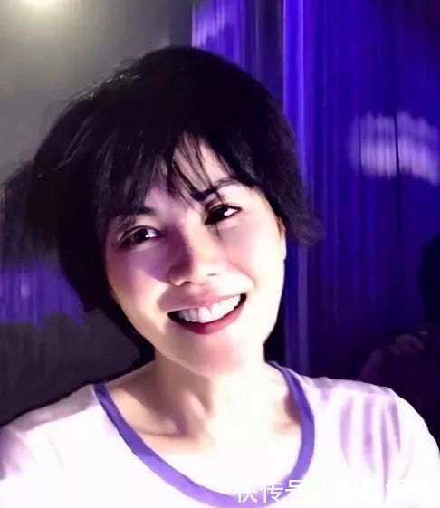 王菲现身嫣然派对