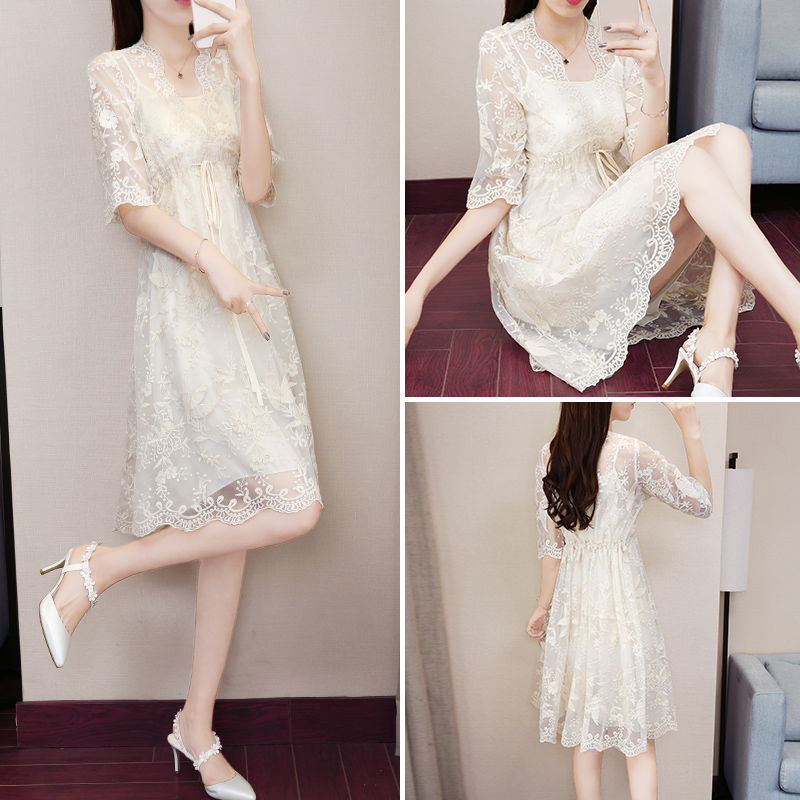 女人四十一枝花，老婆穿上这样的女裙，同事直夸显嫩又优雅