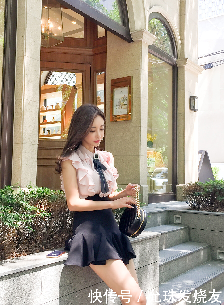 孙允珠繁花双色吊垂嫩叶无袖衫