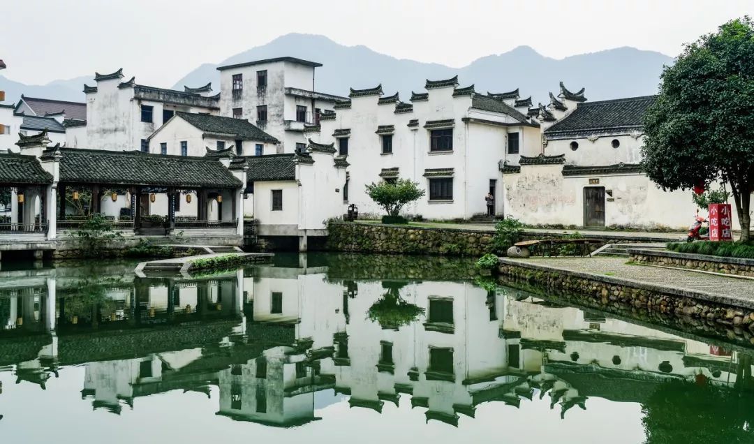 中国最美高铁,90分钟穿过57个国家级风景区,一站一景美哭了