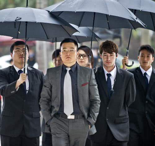 创业老员工为公司打拼得癌症,电话老板却不接