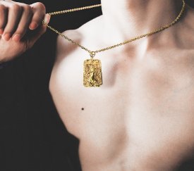 沙金是黄金吗?越南人都论筐卖，我知道价格后，我险些晕过去