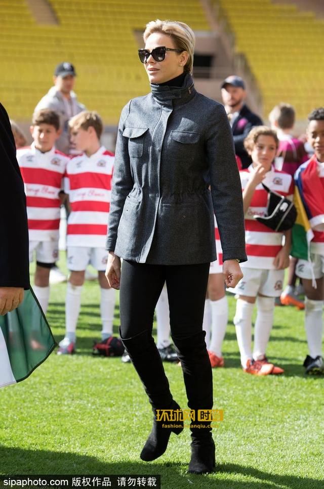 四十岁的摩纳哥夏琳王妃 一年四季都很会穿