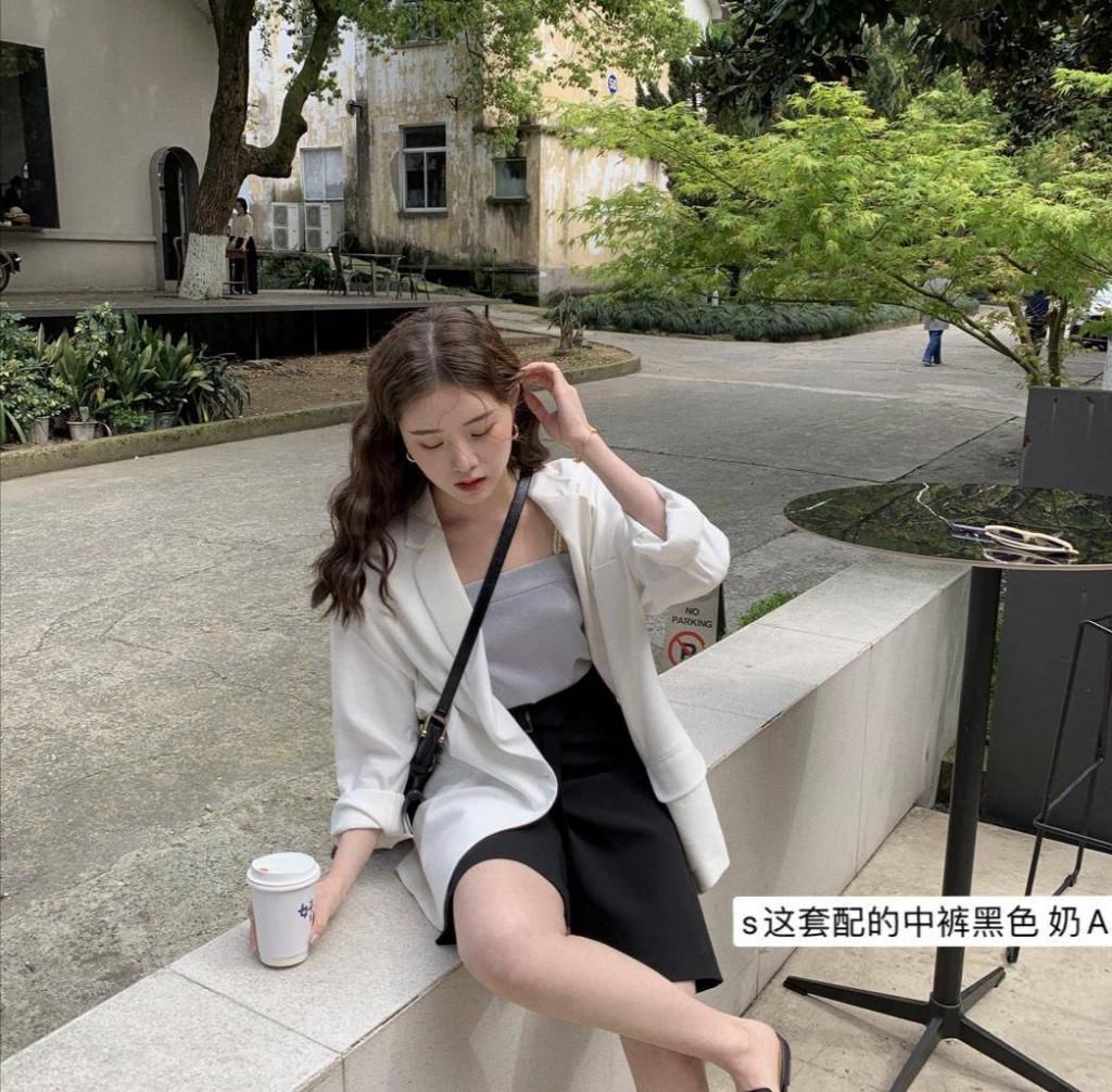 瞬间:春天穿上这些外套,显瘦显高又时髦,韩范瞬间凸显!