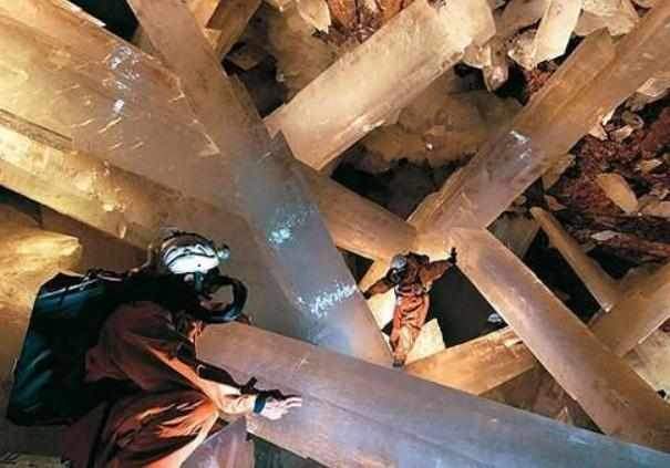 世界最深“水晶洞”，地下300米接近岩浆处，每一滴水都含2亿病毒