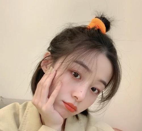  『适合』发型师透露：适合圆脸女生的5款发型，气质又百搭