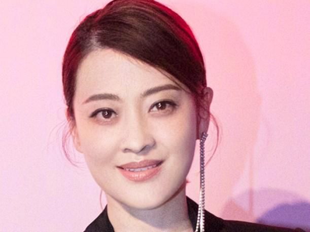 梅婷与郭晶晶同框，差距也太大了吧！网友：演员和富太的区别？