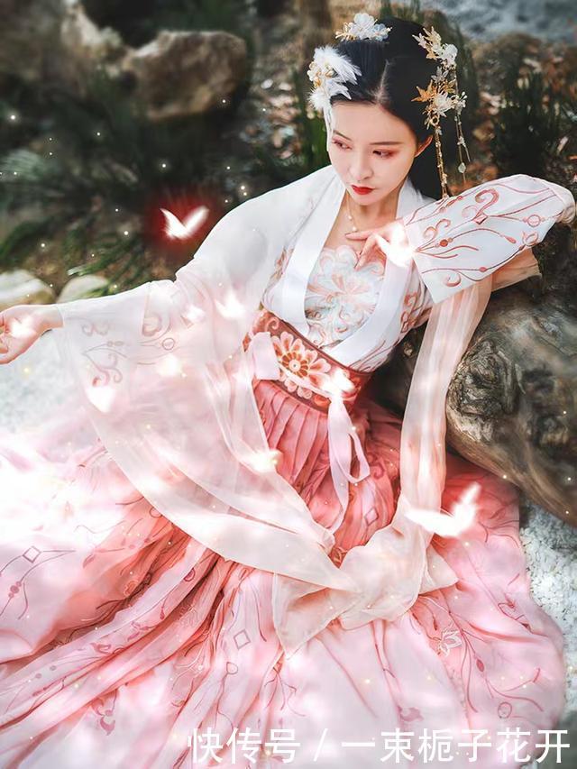  【大明】这些配色也太高调了吧，穿上它，你就是最有名的大明贵妇了