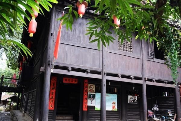 「菠萝蜜」南宁:请打量这夜色