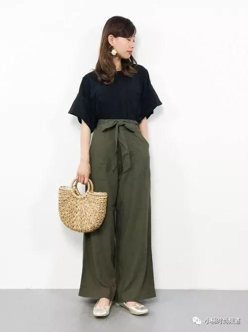 日本人气服饰品牌KBF时尚上衣的成熟女子穿搭特集介绍