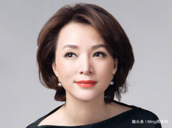 2020央视春晚主持人谢娜