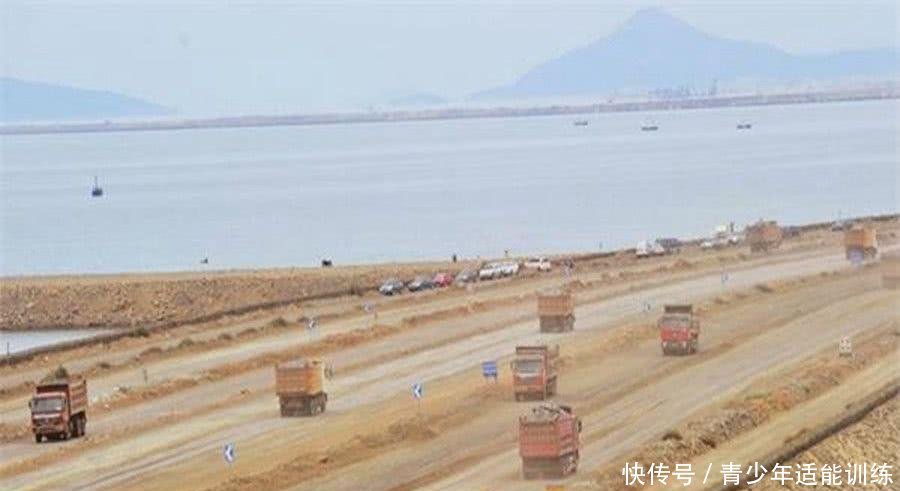  [中国]全球最大海上机场将在中国落成,不建在港珠澳,却建在新一