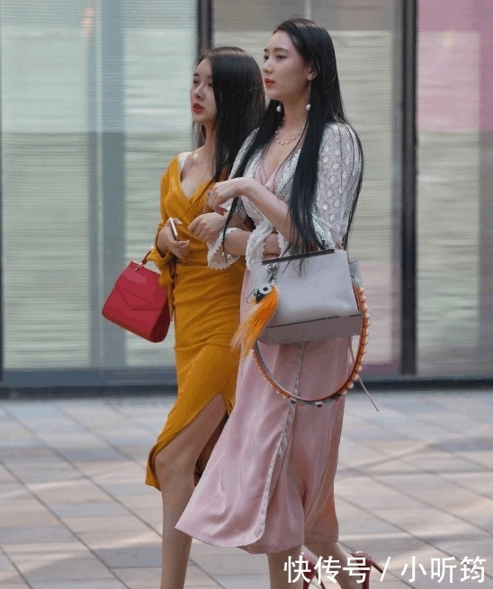 「睡衣风格」路人街拍, “睡衣”穿搭逛街, 女人味十足