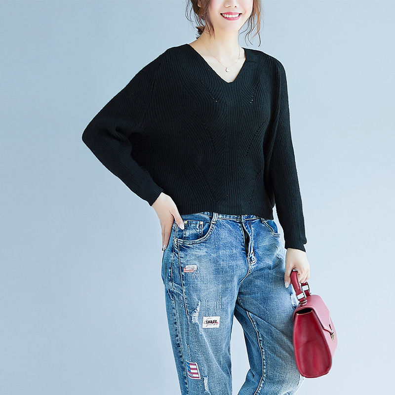 这才是早秋流行“小衫+半裙短小”，赶紧来看看下面女人，超美嫩