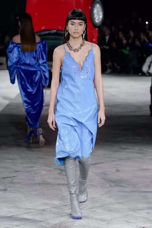 『Off』运动潮牌也可以很时髦丨Off-White 2020 秋冬系列