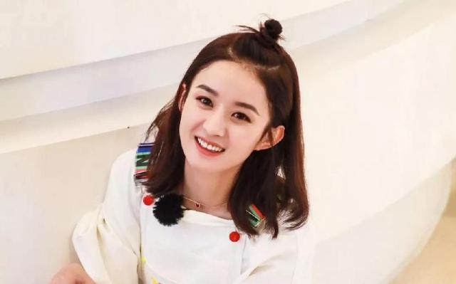 冯绍峰赵丽颖街边被拍，但是却有粉丝质疑真假