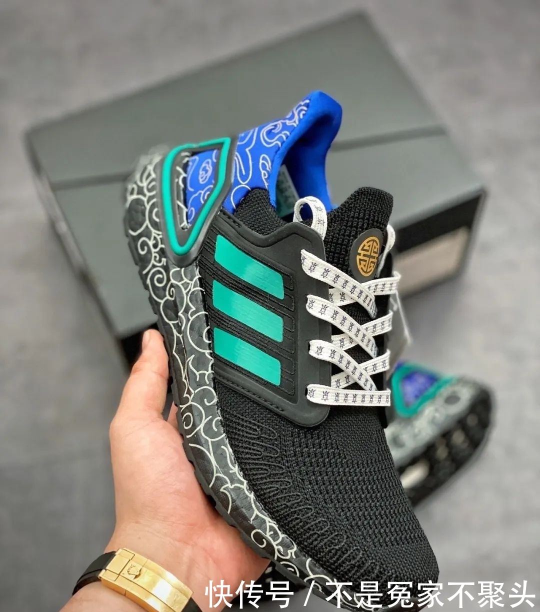 「开箱」犹如袜子般贴合,即轻便又透气!阿迪达斯ultra boost 6代开箱测评!