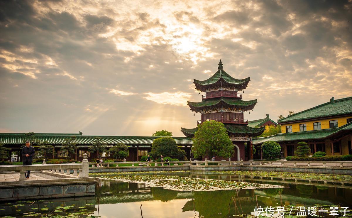 门票斋饭全免费,人称最“贴心”的寺庙,但有一种人不能进