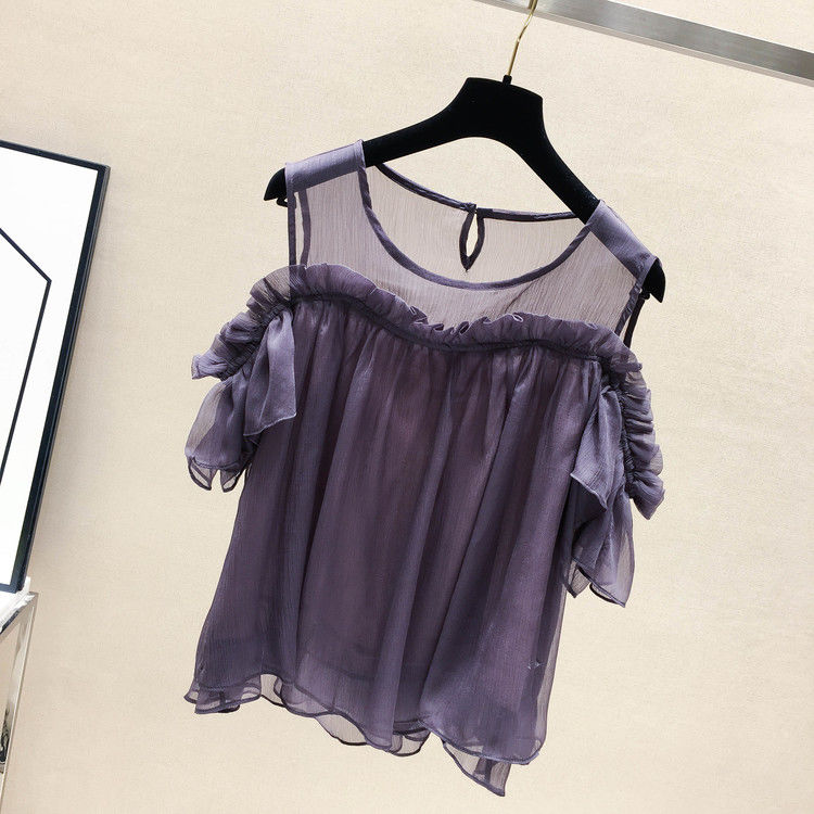 40岁老婆，出门从不被叫大姐，就穿小衫+短裤，显年轻还显身高