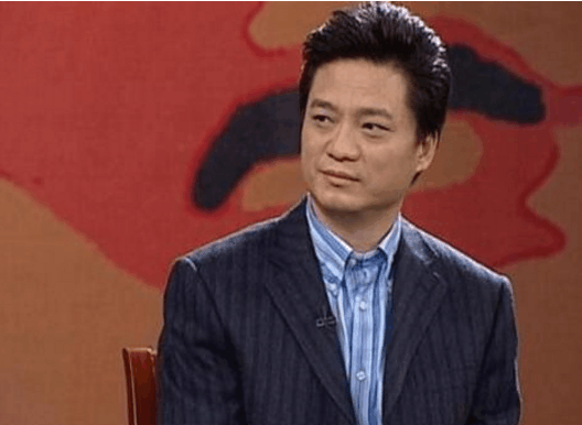 黄毅清宣布退出微博,但最后一句话又打自己脸!网友:认怂了?