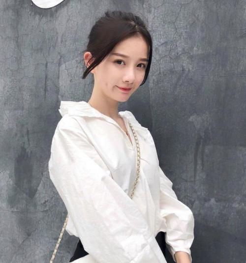  #穿搭#漂亮女生的标准身高，一半以上都超了，看你有没有拖后腿！