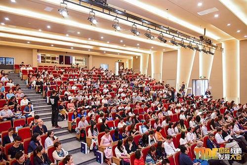 【深度】主角预备员:国际学校里的中国教师_【