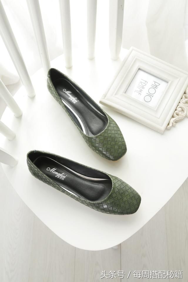 中秋将近，这些时髦女鞋，千万不要错过，显嫩美，上身尽显女人味