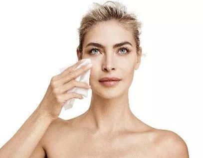 “出道”12年，Ta上杂志的次数比女明星还多?