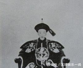 『额尔登额』乾隆朝两统帅以死殿后万余将士先撤回中国,箭归我树归您