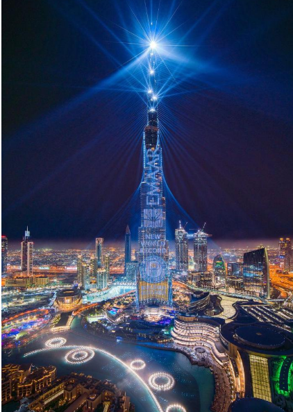 世界上最震撼的灯光秀,照亮整个夜空,土豪的世界我们不懂!