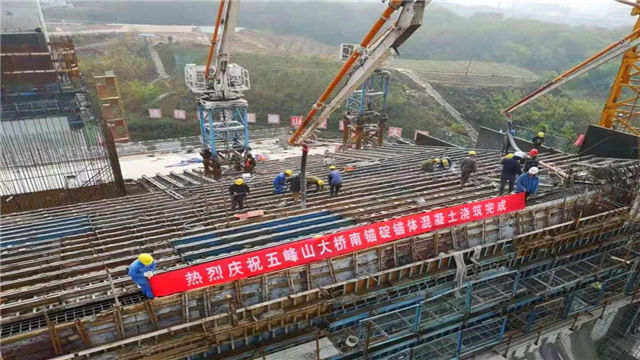  世界纪录：主缆重量16000吨！这座悬索桥创世界纪录，再度书写中