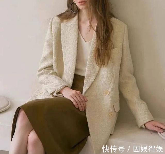 气质@西装外套这样穿,让你时髦一整个春天,高级又显气质!