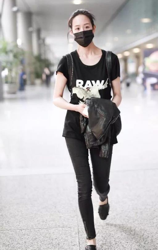 张钧甯黑色紧身裤,大长腿虐爆全场,网友:这还是腿吗?