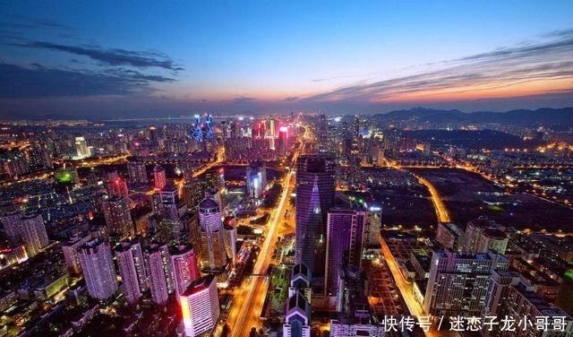  「中英街」广东的这座城市户籍人口不足300万，外来人口近800万