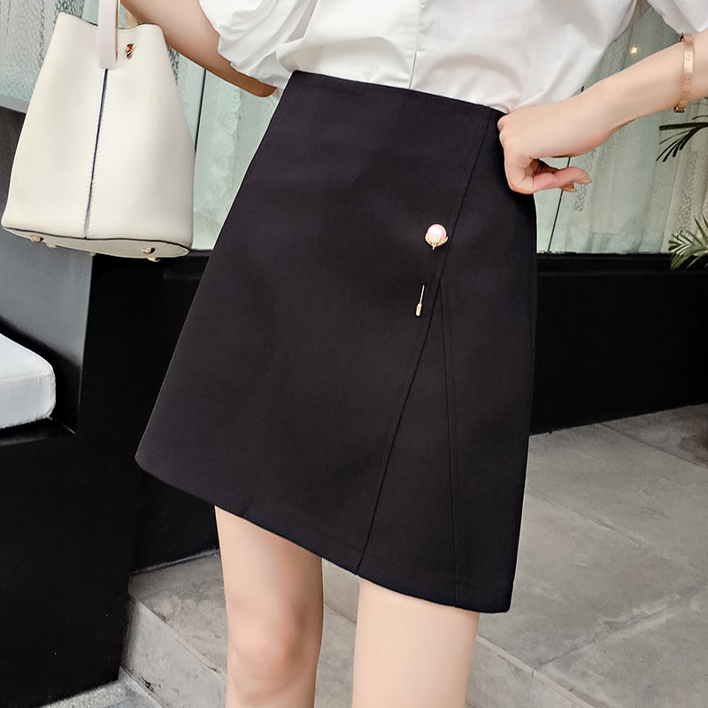 有一种裙叫:“要走光”,精致细腻,网友:腿美人更美