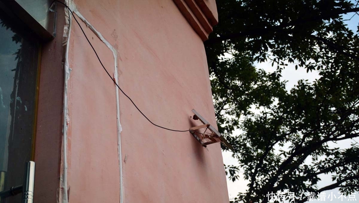 藏在深山里的神仙庙,悬崖陡坡“挂”千级石阶,看看啥样子