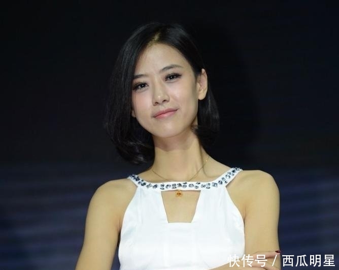气质@车模淡妆亮相,优雅气质配靓丽短发,时尚造型简直不要太迷人