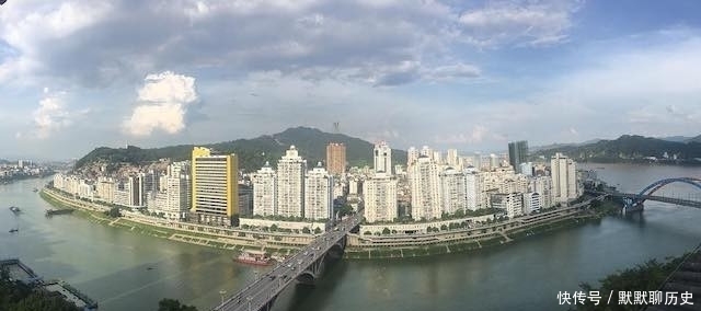 西江以西，广西东大门已4100多岁了，它的名字叫梧州