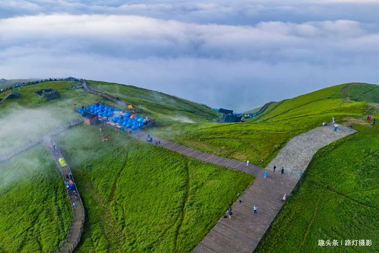 春天最适合踏青的四座山,山水交融,流云翩飞,不是仙境胜似仙境【2020热门旅游景点】