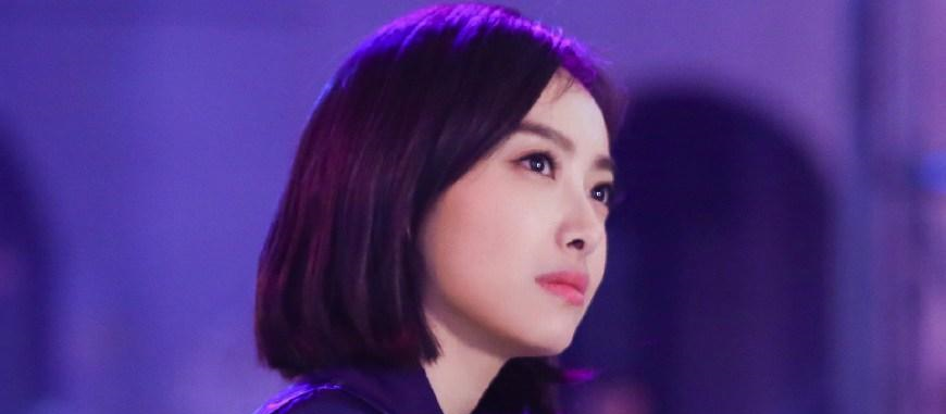 杨洋送祝福惹麻烦, 与郑爽恋情疑曝光 四点证据