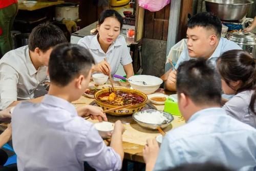 24小时，重庆最真实的一天！