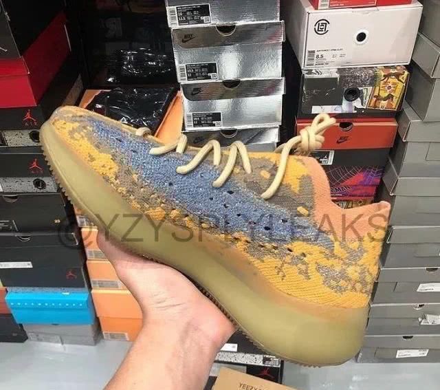 「发售」满天星 Yeezy 380 实物曝光!这配色打几分?