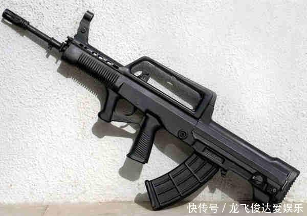 我国的新时代武器QBZ-95式突击步枪